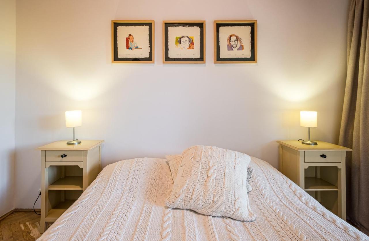 Kali Art Inn Koveskal Ngoại thất bức ảnh